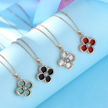 GD Trendy Classic Flower Necklace Gold Plated Four Leaf Red White