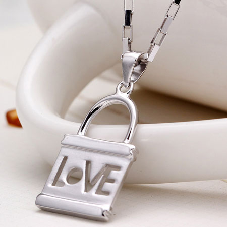 Vintage Silvery Best Friend Necklace Lock & Key Pendant Couple
