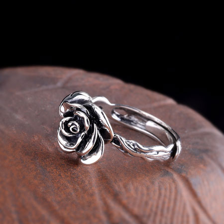 Vintage Sterling Silver Rose Ring - JewelryEva